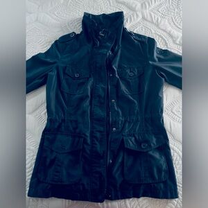 Tommy Hilfiger blue jacket size M with pockets for women.